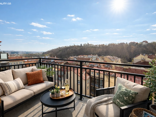 Prodej bytu 3+kk 90 m² Holečkova, Praha - Košíře
