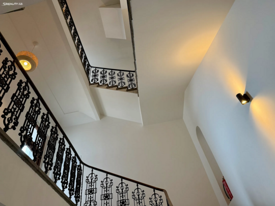 Prodej bytu 3+kk 90 m² Holečkova, Praha - Košíře